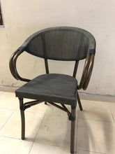 Cargar imagen en el visor de la galería, SILLA DE EXTERIOR ESTILO BISTRO MODELO ANDORRA