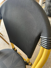 Cargar imagen en el visor de la galería, SILLA ESTILO BISTRO MODELO EIFFEL
