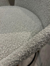 Cargar imagen en el visor de la galería, BANCO DE COCINA MODELO ADIL
