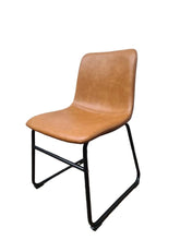 Cargar imagen en el visor de la galería, SILLA PARA COMEDOR MODELO IRLAND
