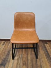 Cargar imagen en el visor de la galería, SILLA PARA COMEDOR MODELO IRLAND
