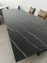 Cargar imagen en el visor de la galería, Mesa Comedor Extendible Modelo Trento
