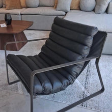 Cargar imagen en el visor de la galería, Sillon Ocasional Individual en Piel Modelo Hands
