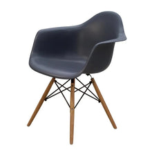 Cargar imagen en el visor de la galería, Silla Para Comedor Replica EAMES ARMCHAIR
